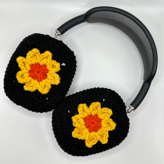 Crochet AirPod Max Cover- Black with Sunflower
