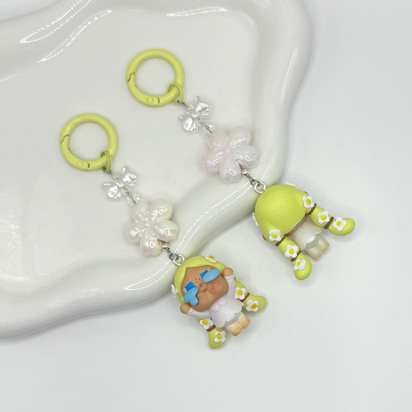 CryBaby Daisy Mini Figure Keychain | Bag Charm