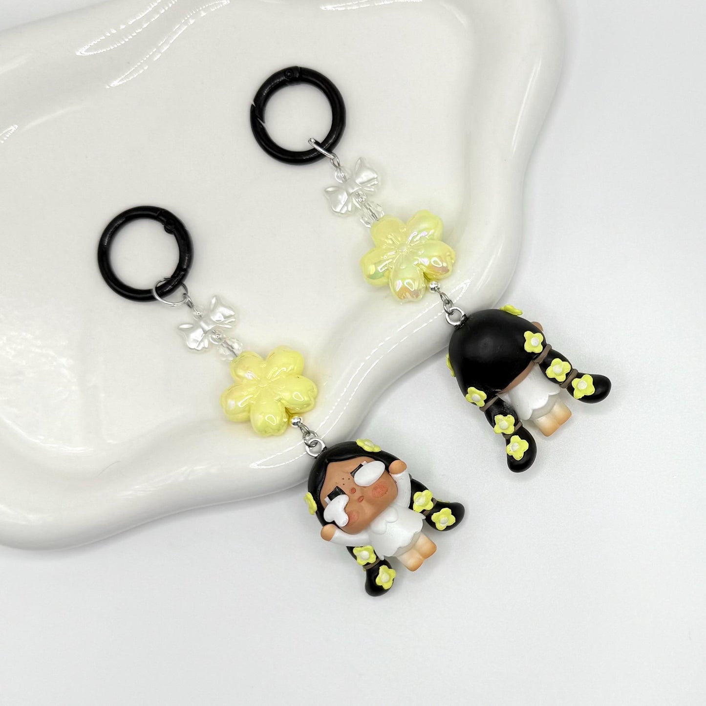 CryBaby Daisy Mini Figure Keychain | Bag Charm